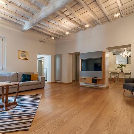 Piazza Navona Elegant Apartment Roma Esterno foto